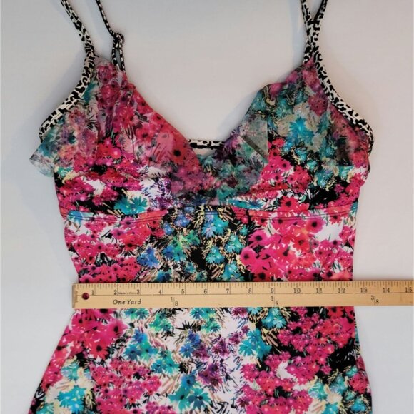 Kenneth Cole Reaction Women's Floral Print Bathing Suit Top Only With Ruffle Tri - Picture 7 of 11